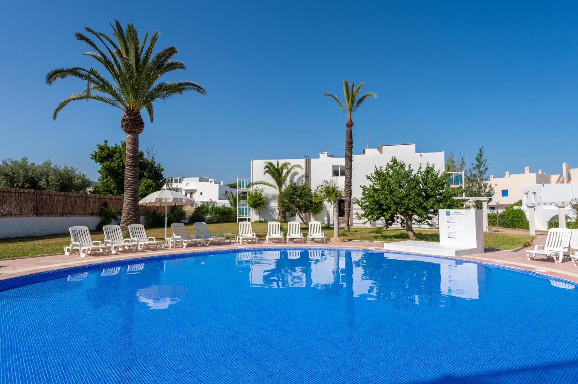 Aparthotel Vibra Club Maritim San Antonio  Exteriör bild