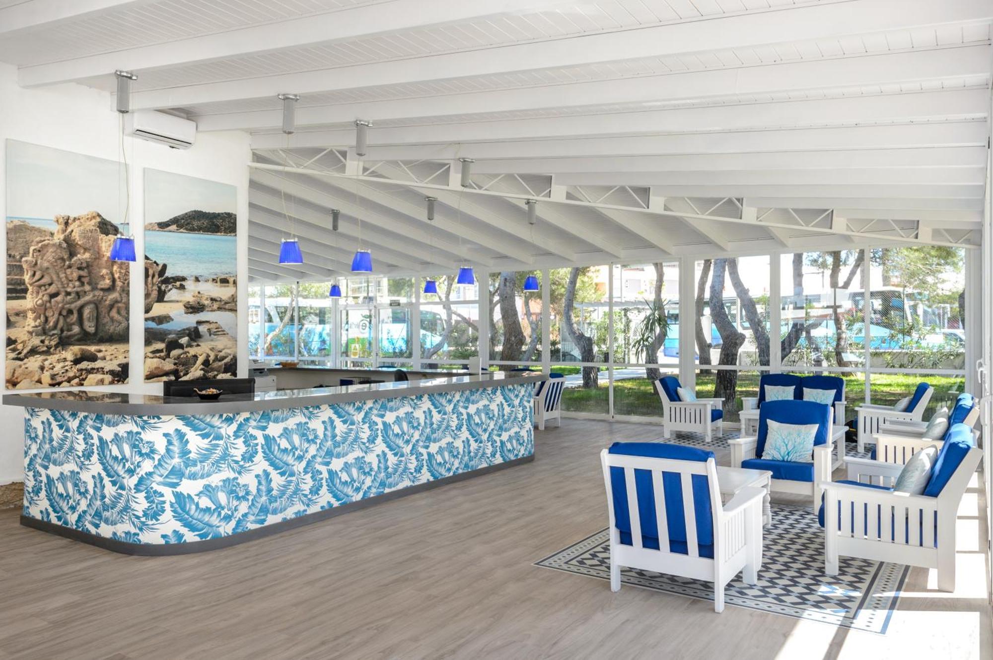 Aparthotel Vibra Club Maritim San Antonio  Exteriör bild