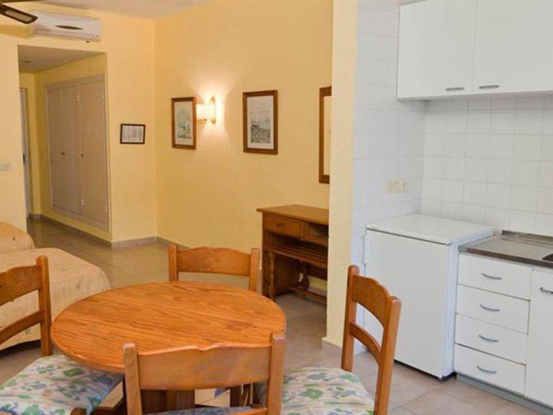 Aparthotel Vibra Club Maritim San Antonio  Exteriör bild